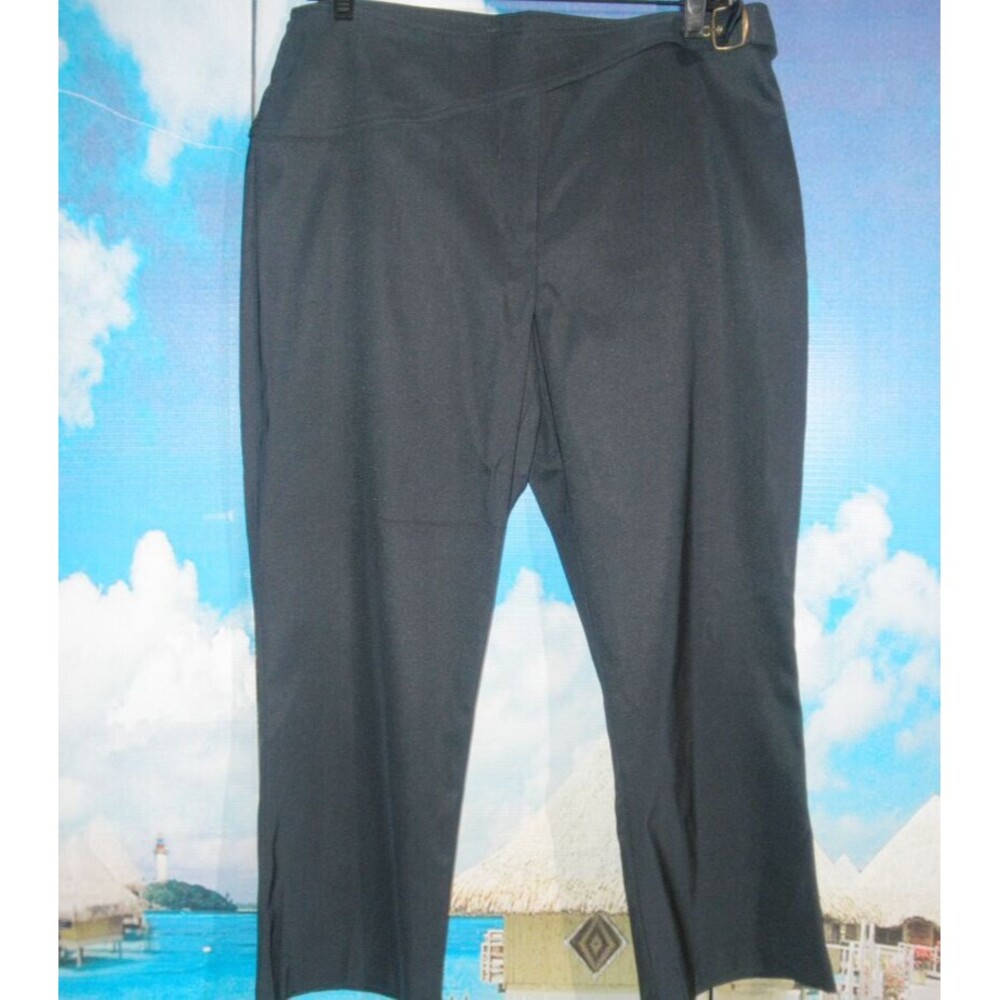 NEW by DESIREE, NAVY BLUE DRESS CLASSY CAPRI PANTS SIZE 12, STIFF THICK MATERIAL